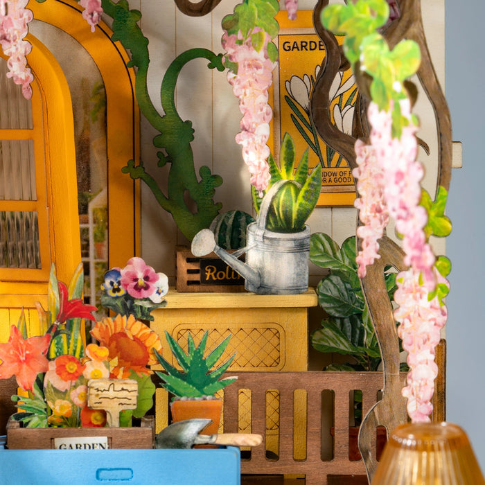 Book Nook Wood Kit – Garden House 