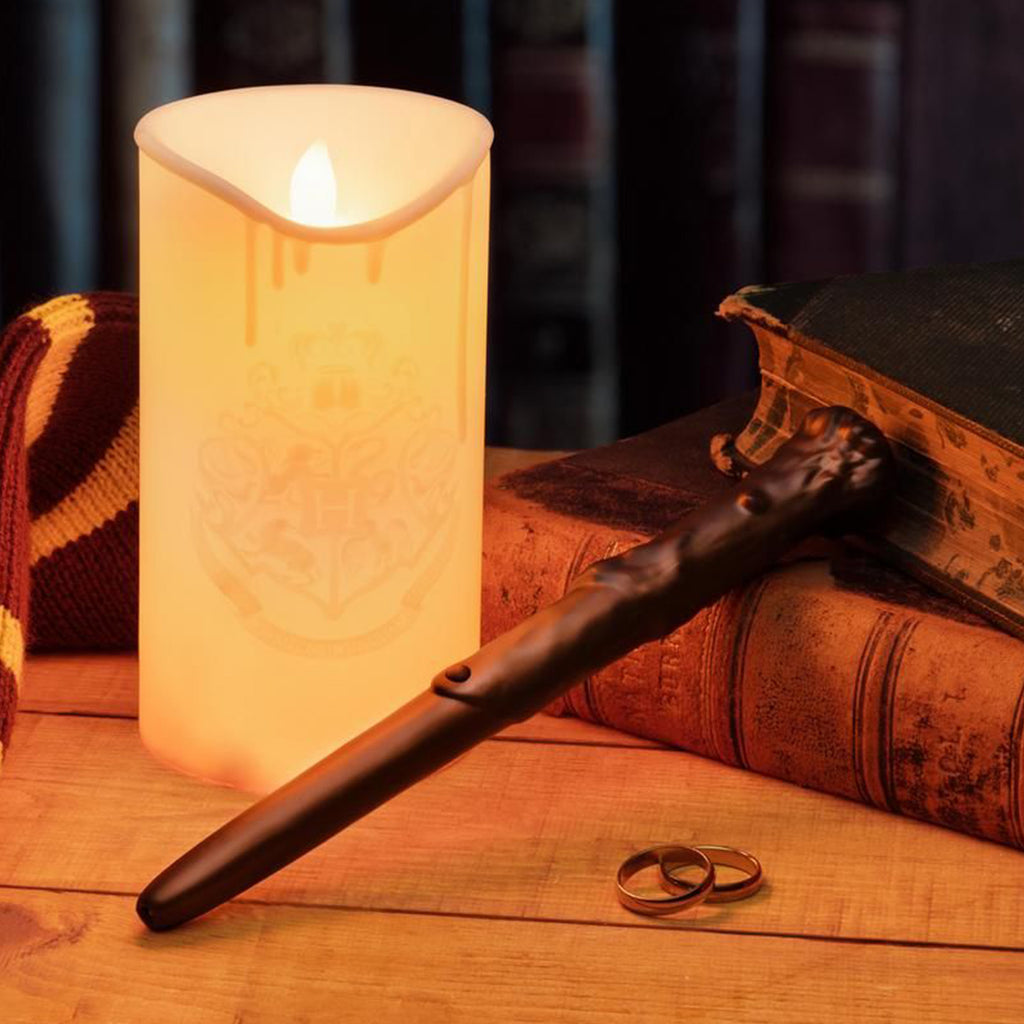 Kerzen-Lampe mit Zauberstab-Fernbedienung