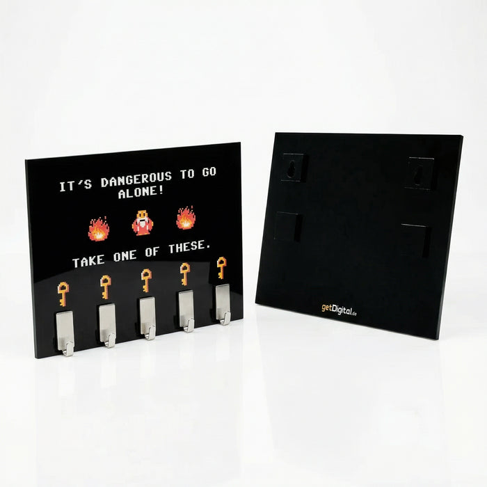 productImage-8459-dangerous-to-go-alone-schluesselbrett-11.jpg